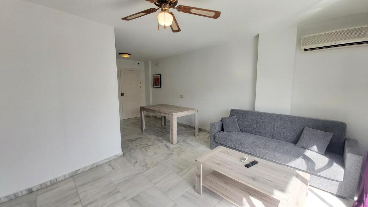Ferienwohnung Del Parque Flats Meseta Swimmingpool Torremolinos Exterior foto